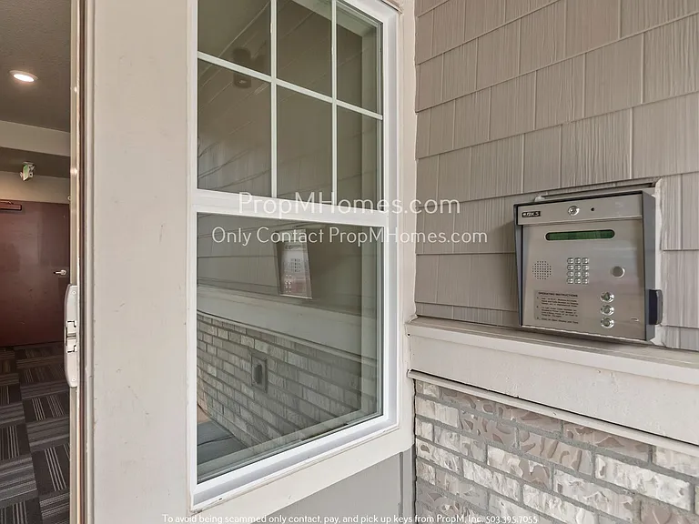 17149 SW Snowdale St #G302 — Photo 14