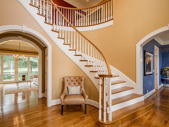 3rd image of 6212 Regal Springs Dr