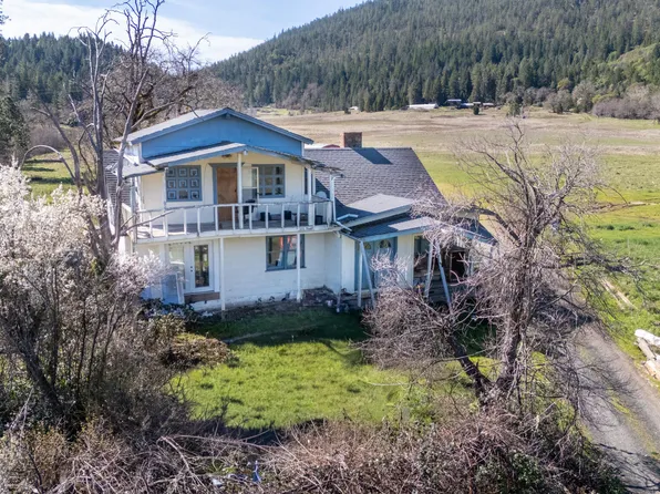 147 Warren Rd, Selma, OR 97538