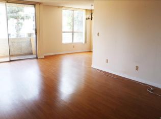 13903 Sherman Way APT 2, Los angeles, CA 91405