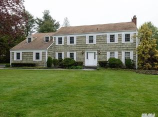 143 Burtis Ln, Syosset, NY 11791