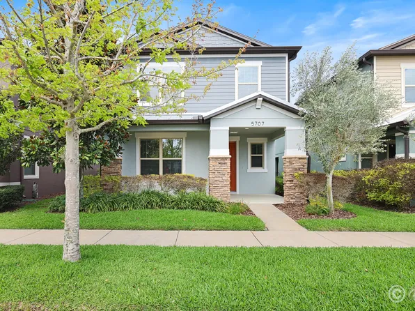 5707 Village Center Dr, Lithia, FL 33547