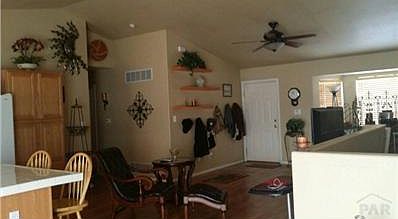 2nd image of 822 S Aguilar Dr