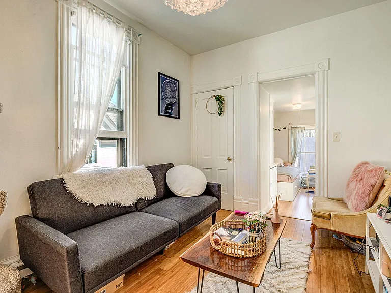 449 Selby Ave #3 — Photo 2