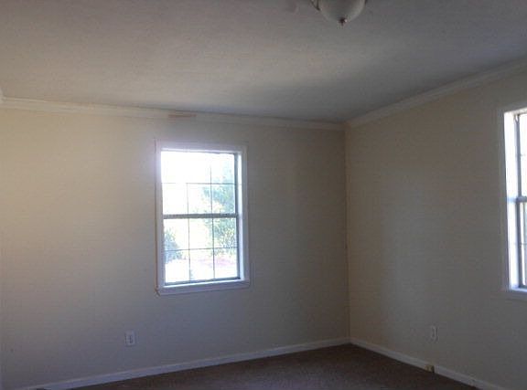 5th image of 3344 Majestic Ln #84