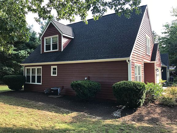 3rd image of 650 White Oak Cir