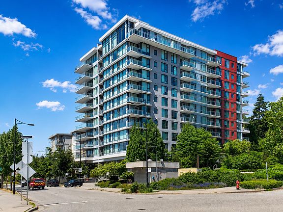 2nd image of 3281 E Kent Ave N #305