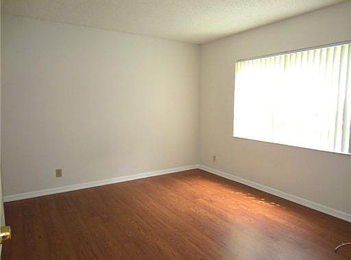 2nd image of 9948 Twin Lakes Dr #34-C