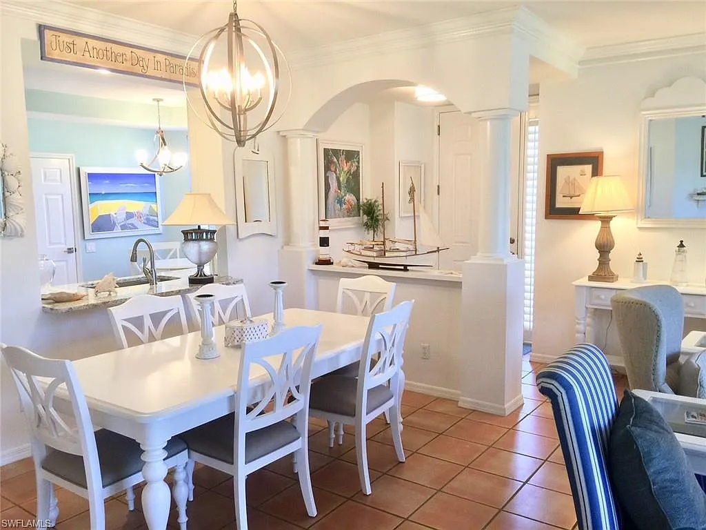 2 bed, 2.0 bath, 1389 sqft, $8,800 — Photo 4