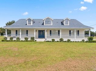 2652 Sandicrest Dr, Cantonment, FL 32533