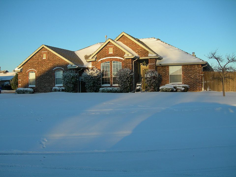 1st image of 6501 NW 135th St