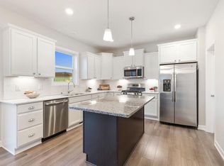 1955 Red Oak St, Shakopee, MN 55379