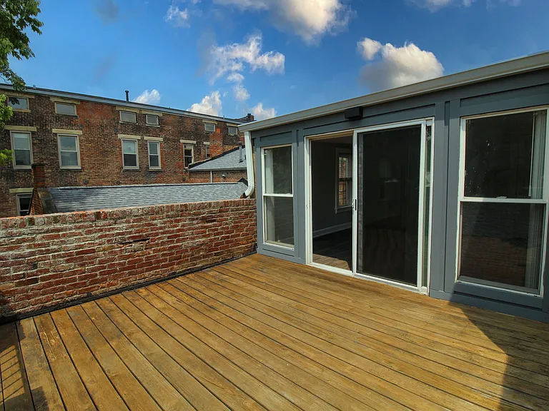 Rooftop deck
