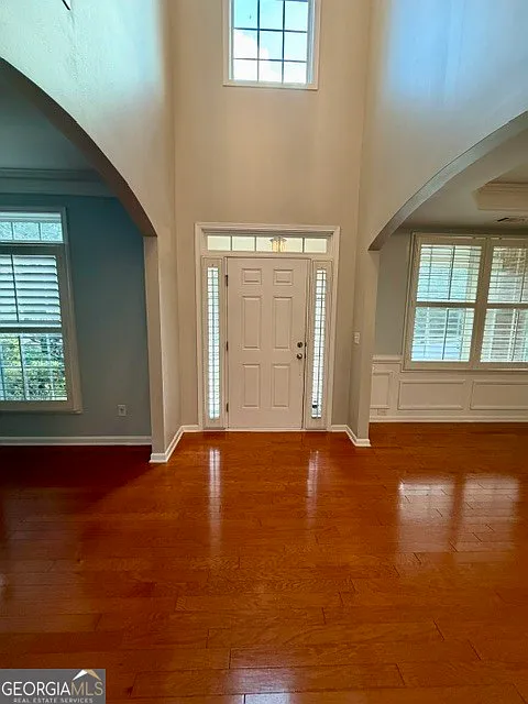 5 bed, 4.0 bath, 2612 sqft, $2,450 — Photo 3