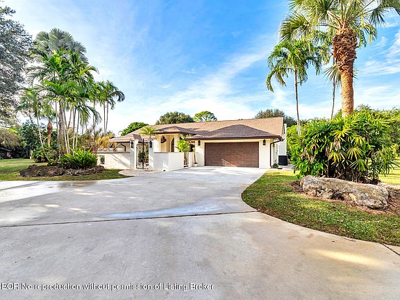 2nd image of 6725 Katherine Rd