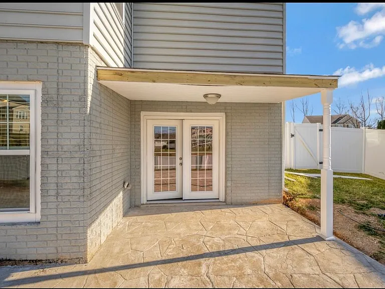 11 Lilac Ct #APP — Photo 16