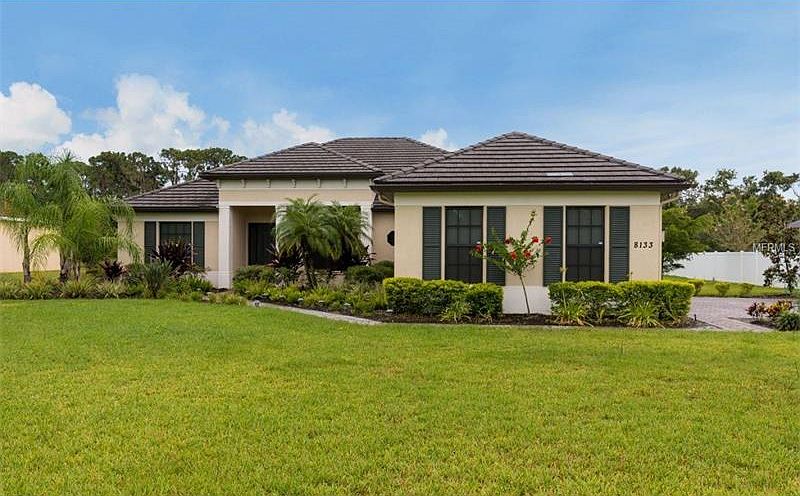 1st image of 8133 Landmark Ln