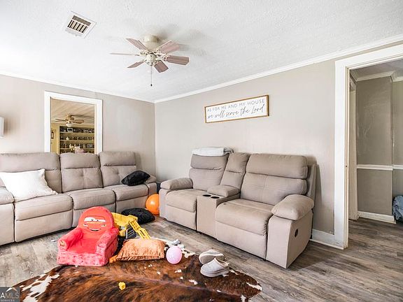 4th image of 8494 Lower Thomaston Rd
