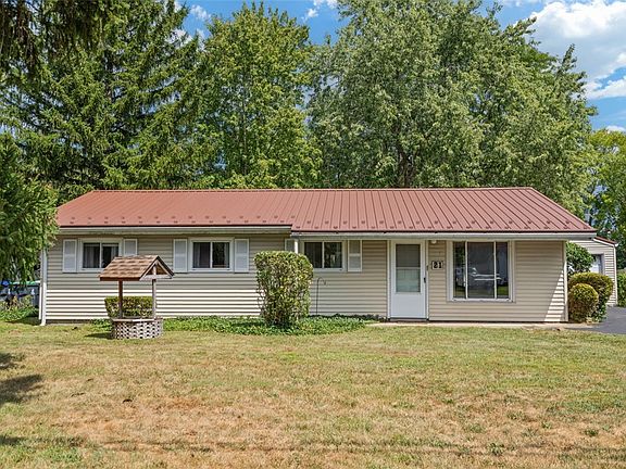 2nd image of 21 Robinhood Dr