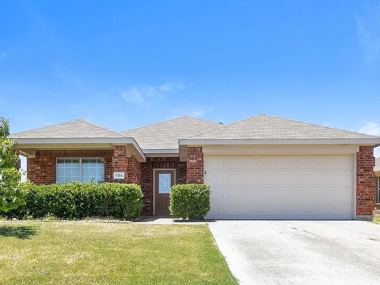 705 Orchid Blvd — Photo 1