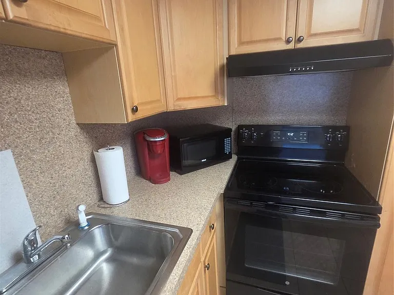 1920 NE 51st Ct #201 — Photo 11