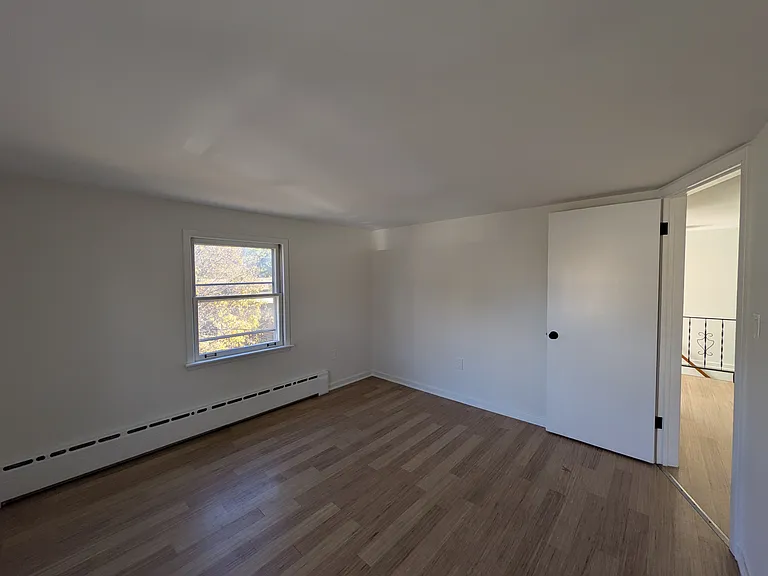 1516 Lee St — Photo 35