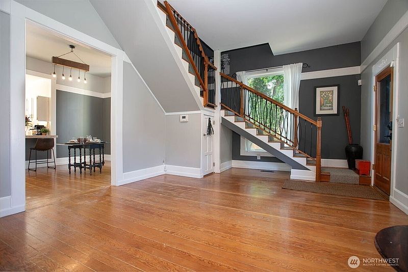 3rd image of 1402 Humboldt Street