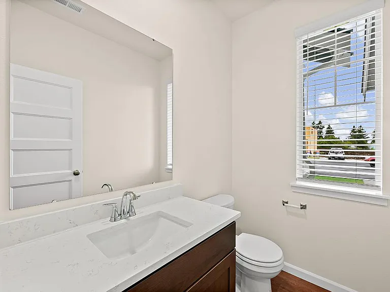 15851 Woodland Ct SE — Photo 5