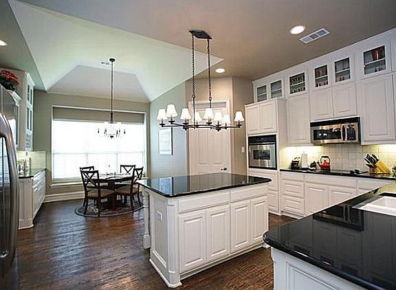 3rd image of 9113 Warm Springs Cir