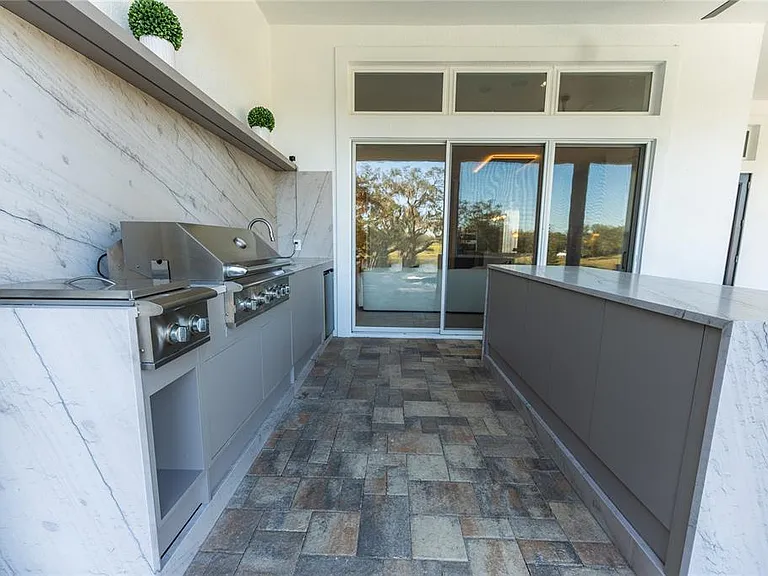 2041 Lake Fischer Cove Ln — Photo 38