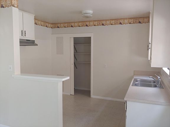 5th image of 4024 Puente Ave