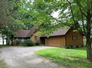 4787 Buxton Ct, Gladwin, MI 48624