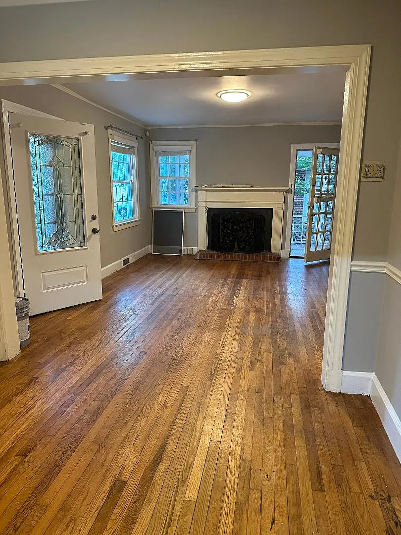 1517 N Roxboro St — Photo 4