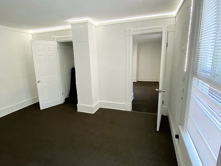 1203 W Butler St — Photo 10