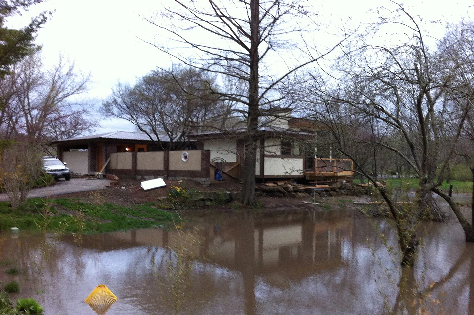 2606 N High Cross Rd photo 1