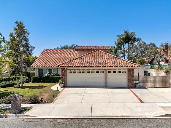 2nd image of 2863 Sapphire Ave