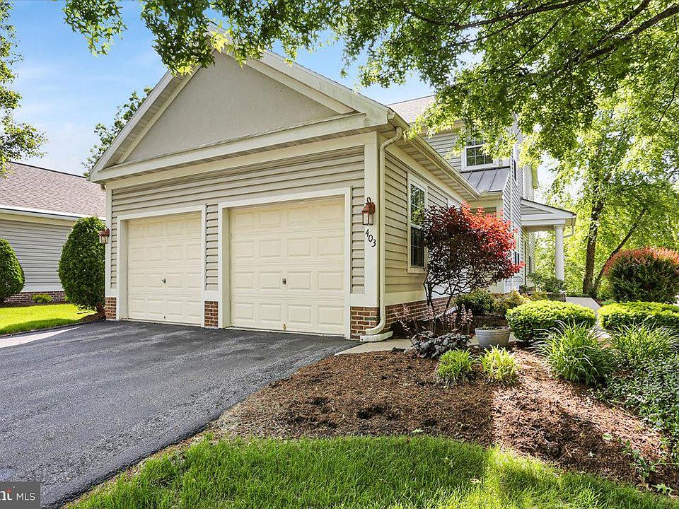 403 Oak Hill Ln, Wyomissing, PA 19610 Zillow