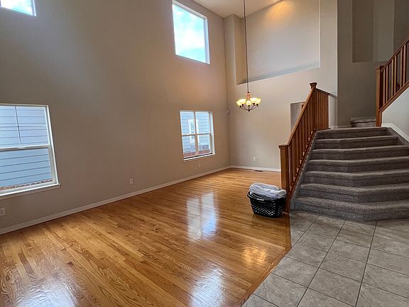 2nd image of 753 Tanager Cir