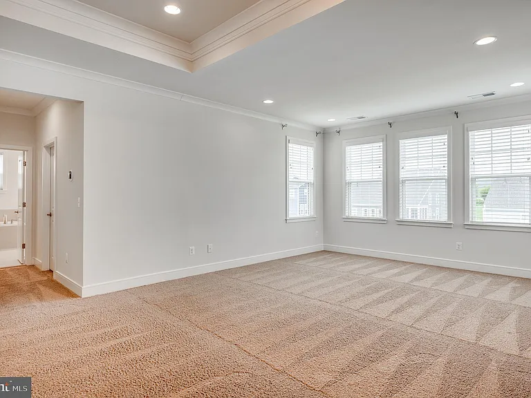 1118 Akan St SE — Photo 21