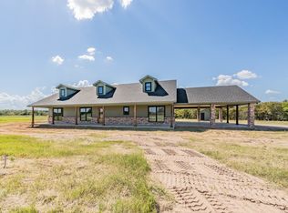 175 Flint Ln, Chico, TX 76431