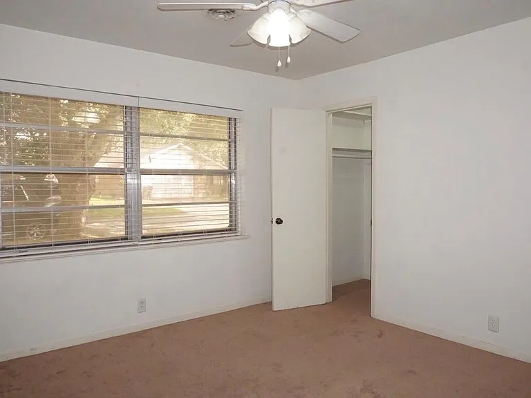 1716 Edna Ave — Photo 13