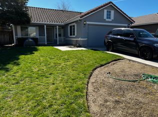 1161 Jacqueline Dr, Hollister, CA 95023