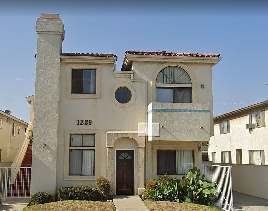 1st image of 1239 W 164th St