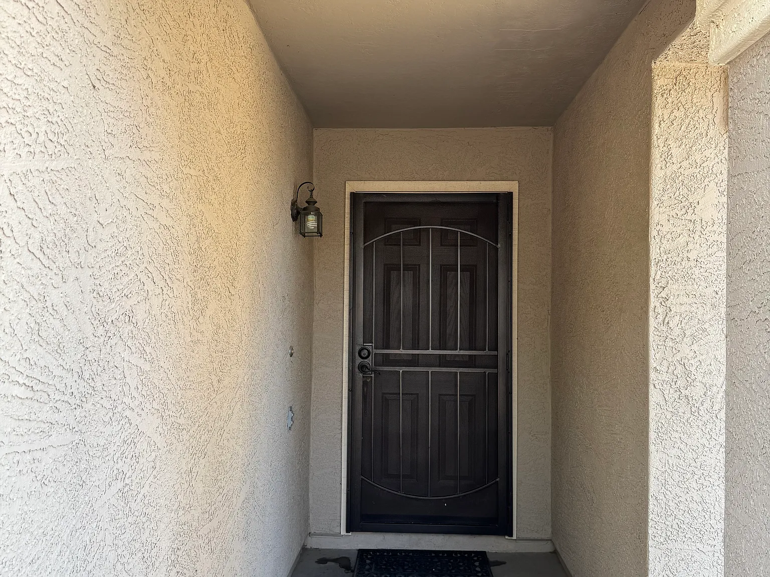 3 bed, 1421 sqft, $2,500 — Photo 2