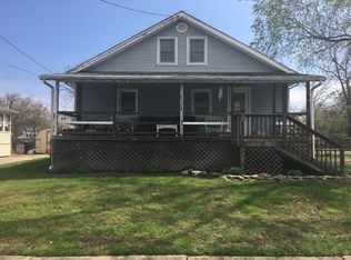 37 Cherry St, Medford, NJ 08055