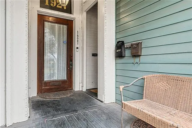 5 bed, 2.0 bath, 3350 sqft, $3,400 — Photo 4