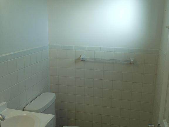 5th image of 993 Glasgow Dr