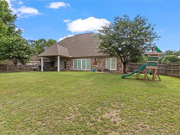 4th image of 11956 Basswood Cir