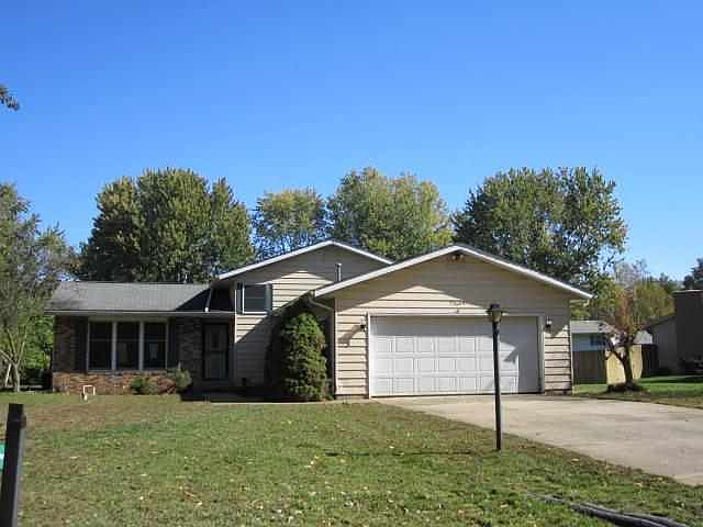 1st image of 22685 Spicewood Dr