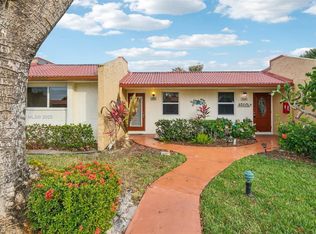 338 Lake Evelyn Dr, West Palm Beach, FL 33411